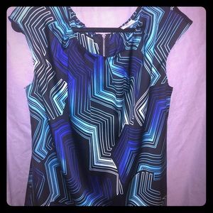 2xl top with blue design